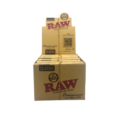 RAW Classic Connoisseur 1¼ Size Rolling Papers + Tips